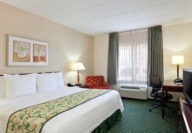 Fairfield Inn & Suites Chicago Midway Airport Bedford Park Quarto foto